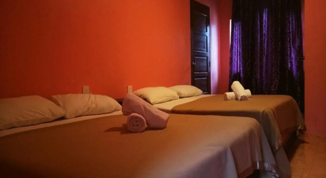 Inapan Desa Perindu, Rezerwuj Hotel Pantai Cenang 