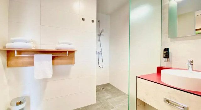 Двухместный номер Deluxe с балконом I AM HOTELS Graz-Seiersberg