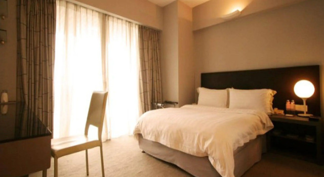 Yi-wu Commatel Hotel Guangzhou, Rezervați Hotel Hoteluri în Guangdong cu parcare, Parcare