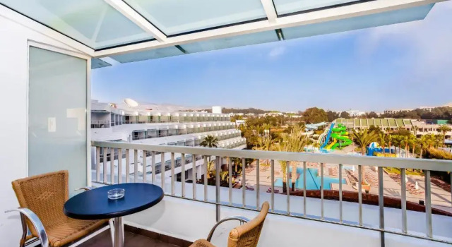 Двухместный номер Standard с видом на бассейн Amadil Ocean Club