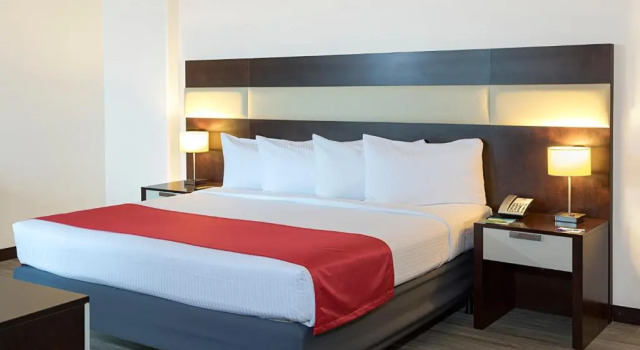 Люкс Four Points by Sheraton San Jose Sabana