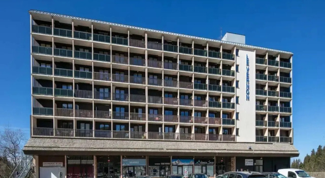 Studio in Chamrousse Near Ski Resort, Забронировать Курортный отель Курортные отели Овернь-Рона-Альпы, Курортный отель