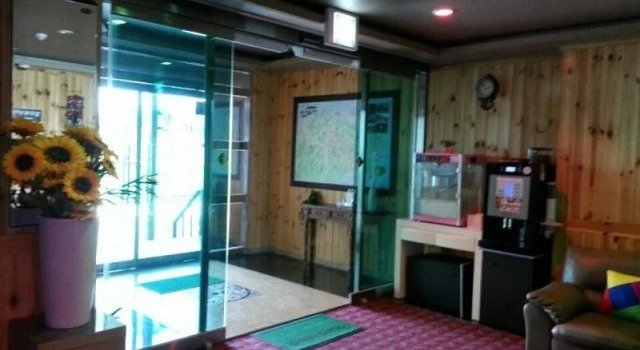 Goodstay Shilla Hotel