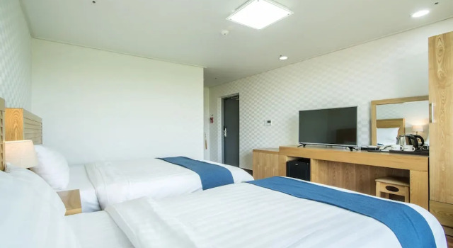 Номер Superior с балконом Breeze Bay Hotel