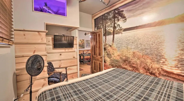 Апартаменты Walk to Waterfront: Dtwn Sturgeon Bay Retreat!