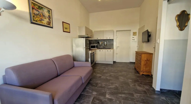 Sunny Getaway Near the Beach, Book Apartment Le Grau-du-Roi Camargue
