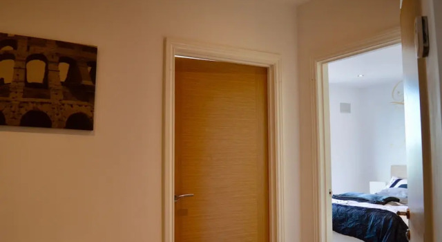 2 Bedroom Apartment With 2 Balconies in Manchester, Забронировать Апартаменты/квартира Апартаменты Большого Манчестера, Апартаменты/квартира