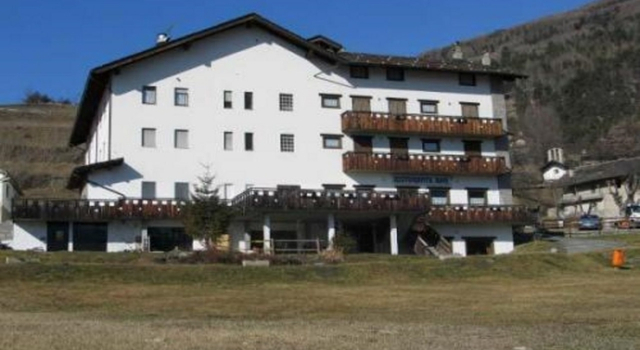Hotel & Restaurant Saint Nicolas Gran Paradiso, Забронировать Отель Сен-Никола 