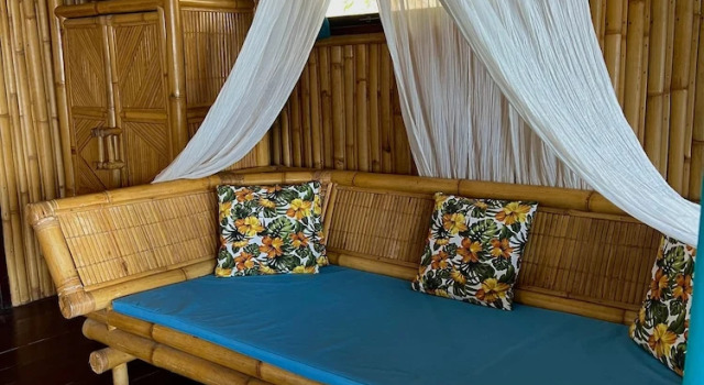 Бунгало с видом на море Rinjani Beach Eco Resort