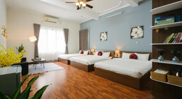 Полулюкс Deluxe Hanoi Crocus Homestay