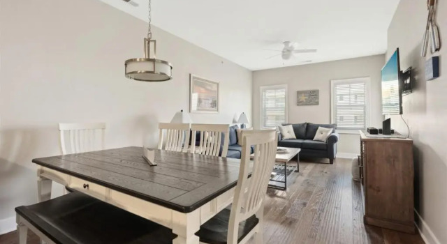 Residence 102N, Buchen Sie Hotel Hotels in Wildwoods Beach mit Pool, Schwimmbad