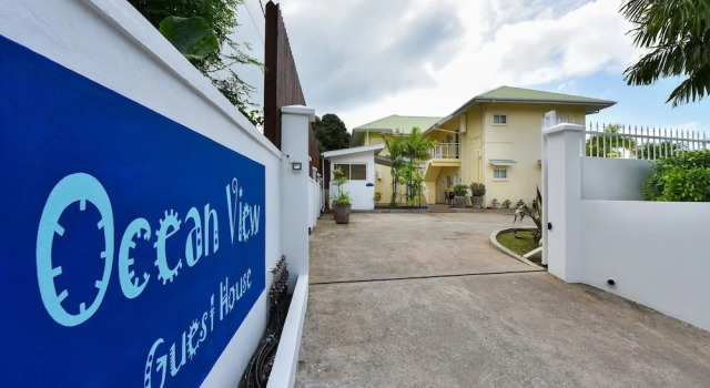 Ocean View Guest House, Book Guesthouse Hotels in Mahe with Parking, Parking
