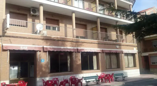 Hostal Restaurante Casa Paco, Buchen Sie Hotel  
