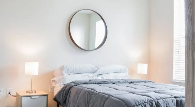 Lovely 1BR w Balcony in Historic Midwood