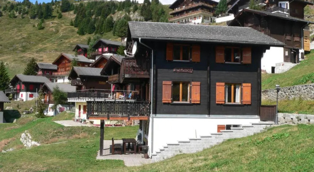 Апартаменты Chalet Valaisia
