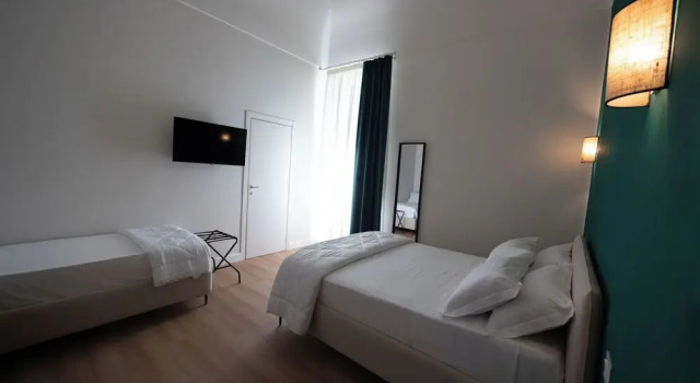 Extra B&B, Забронировать Отель «постель и завтрак» Отели в центре Трани с завтраком, отели в центре Трани с завтраком