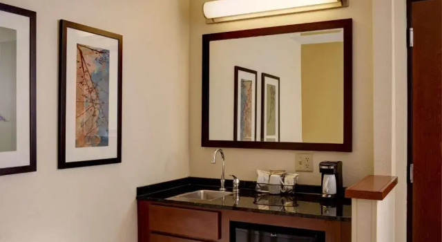 Двухместный номер с диваном-кроватью Hyatt Select Richmond Chester