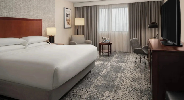 Двухместный клубный номер Standard Sheraton Hartford Hotel at Bradley Airport