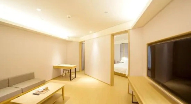 Двухместный люкс Business с видом на улицу Ji Hotel Guangzhou Baiyun Airport