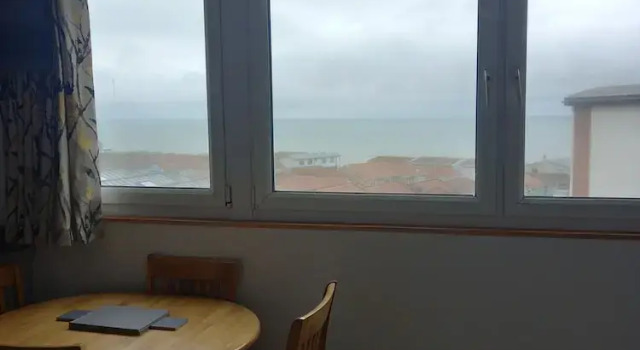 Inviting 2 Bed Apartment in Westwood ho, Varaa Huoneisto Asunnot kohteessa Merseyside, Huoneisto
