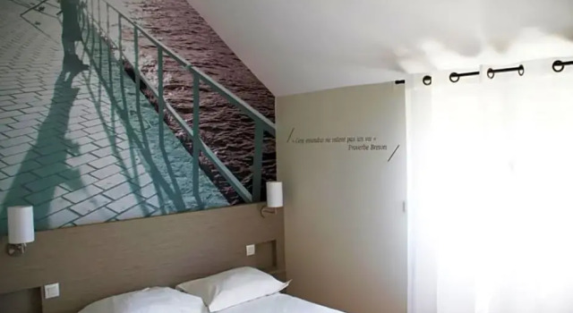 Номер Privilege Logis Hotel Restaurant Au Chêne Vert, Saint-Brieuc