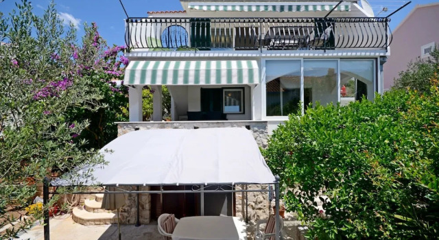 Apartments Mirjana