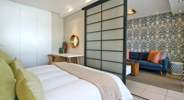 ITC Hospitality Group One Bedrooms The Decks Building, Забронировать Апартаменты/квартира Отели Кейптауна с парковкой, рядом с Замок Доброй Надежды, Парковка