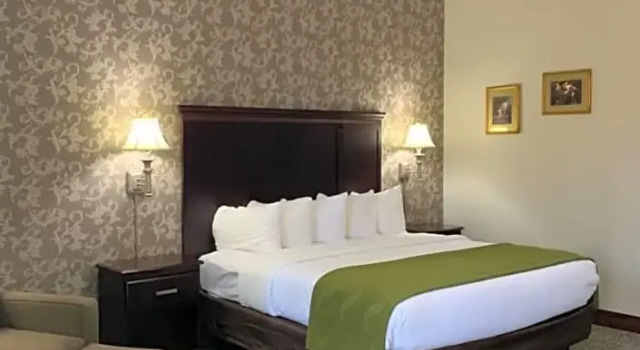 Люкс Quality Inn Eureka Springs South