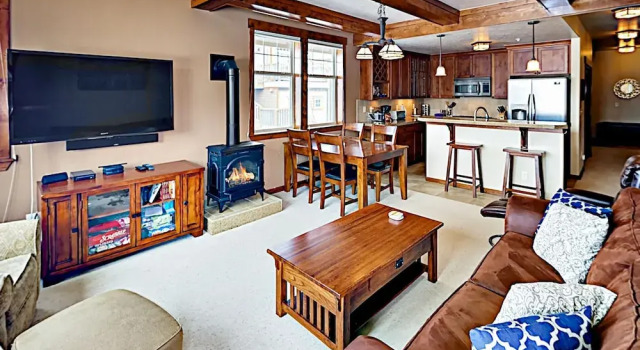 85 Cozens Pointe - 2 Br Townhouse