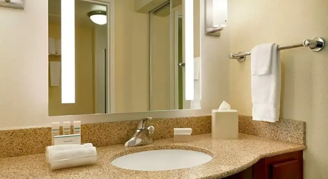 Двухместный номер Standard с видом на бассейн Homewood Suites by Hilton Dulles-North Loudoun