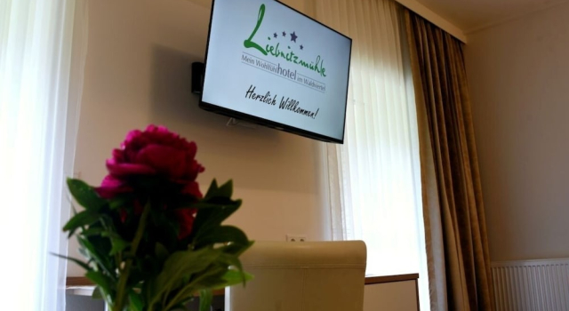 Четырёхместный номер Standard c 1 комнатой с балконом Hotel-Restaurant Liebnitzmühle