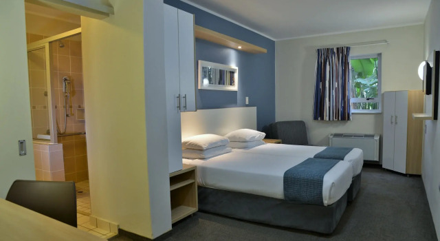 Road Lodge Cape Town International Airport
