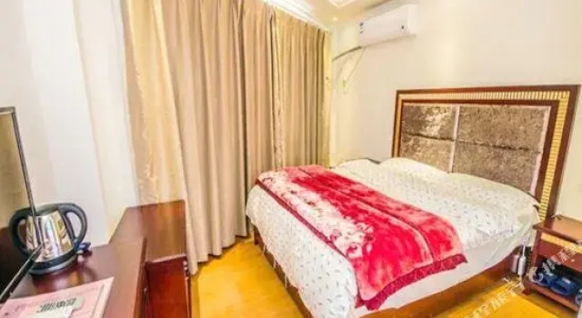 Jiuzhou Hotel, Prenota Hotel Leshan Sichuan