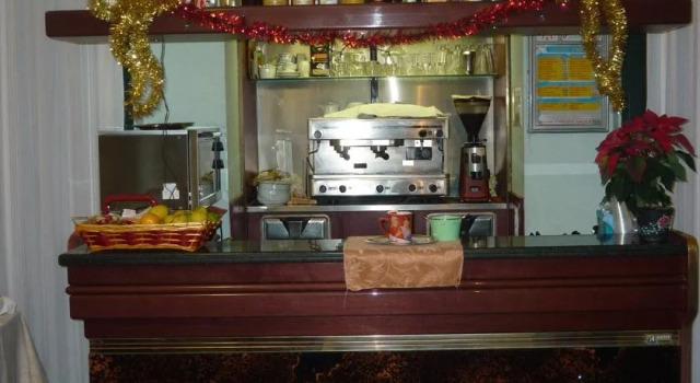 Hotel Bucci, Rezervovat Hotel  