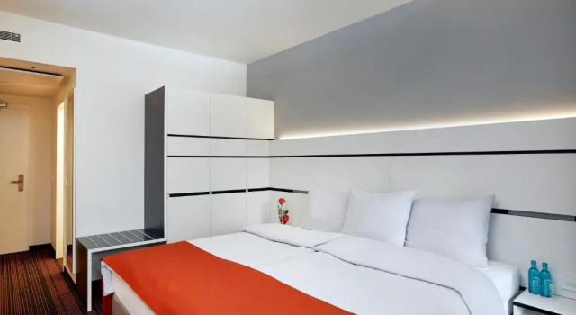 Двухместный номер Comfort HYPERION Hotel Hamburg City, Trademark Collection by Wyndham