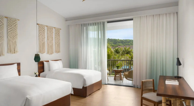 Вилла с бассейном Ocean New World Phu Quoc Resort