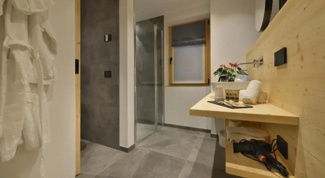 Полулюкс Hotel Valtellina