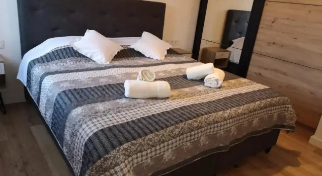 Апартаменты LOVRO Luxury apartment with terrace sea view