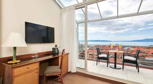 Номер Premium Grand Hotel Bonavia