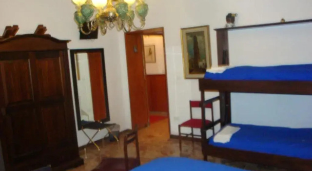Четырёхместный номер Standard B&B Villa Tina