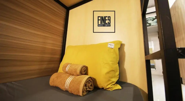 Кровать в общем номере Fine9 Hostel
