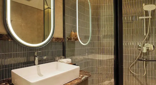 Двухместный номер Deluxe с балконом Champton Nha Trang Hotel