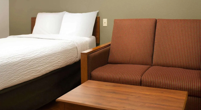 WoodSpring Suites Tulsa, Book Hotel Tulsa Oklahoma, nær Southroads Mall