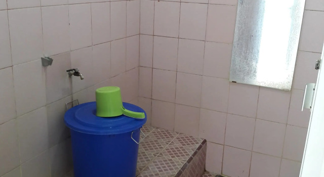 Wisma Lanraki, Prenota Affittacamere Hotel a Sulawesi con parcheggio, Parcheggio