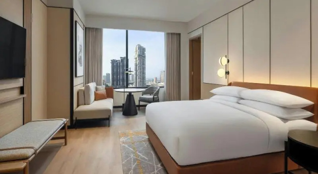 Четырёхместный люкс Sheraton Johor Bahru