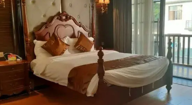 Двухместный номер Standard с видом на горы Jiangyou Hotel