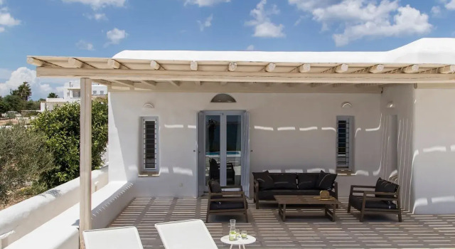 Вилла с 2 комнатами с видом на море The Sand Collection Villas