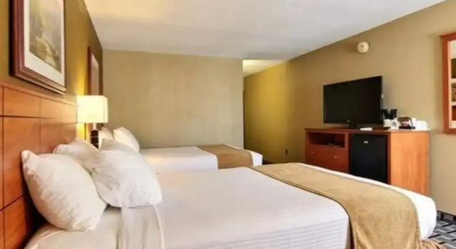 Best Western Inn Of Thief River Falls, Varaa Hotelli Hotellit Minnesota pysäköinnillä, Pysäköinti