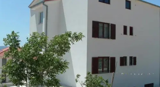 Apartment Ivo, Varaa Huoneisto Dugi Rat Split Region