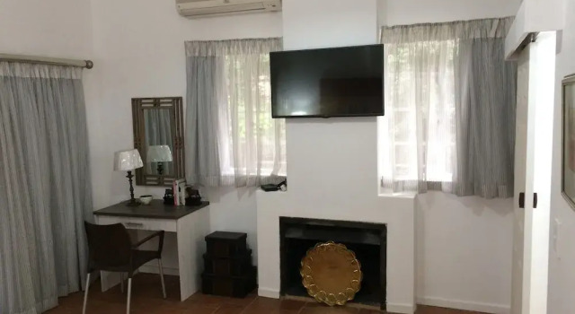 Loerie Gastehuis, Reservar Hotel Hotéis em Pretoria com piscina, Piscina